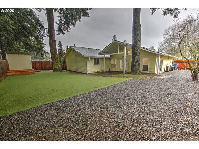 713 Ne 152ND Ave, Vancouver, WA 98684