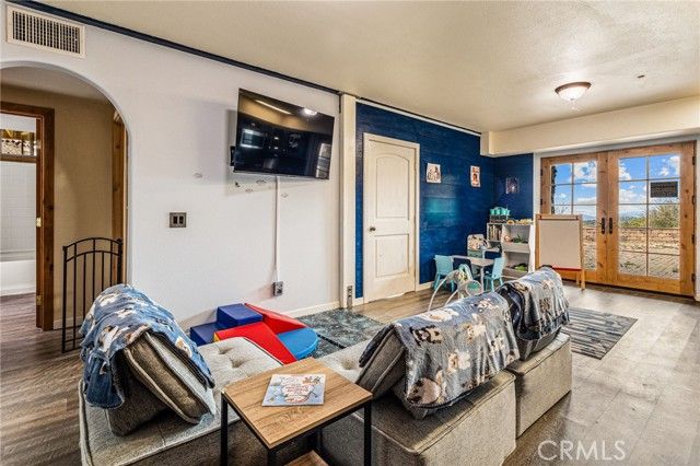 17180 Mile High Road, Julian, CA 92036