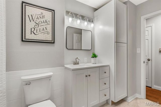 723 Westglen Village Drive, Ballwin, MO 63021