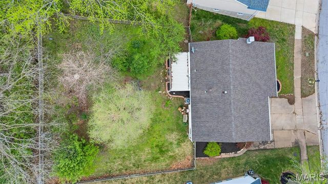 723 Westglen Village Drive, Ballwin, MO 63021