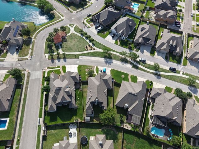7805 Rancho Vista Blvd W, Corpus Christi, TX 78414