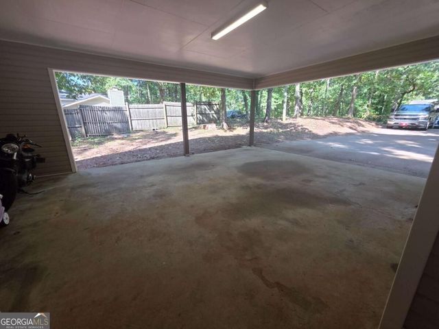 105 Heatherbrook Drive, Lagrange, GA 30240
