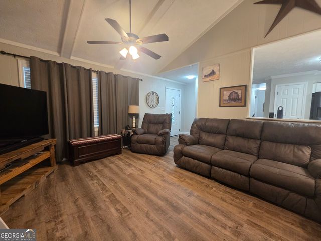 105 Heatherbrook Drive, Lagrange, GA 30240