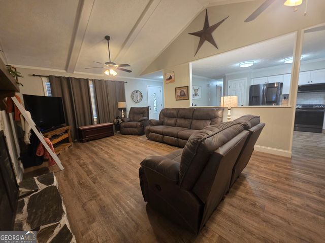 105 Heatherbrook Drive, Lagrange, GA 30240