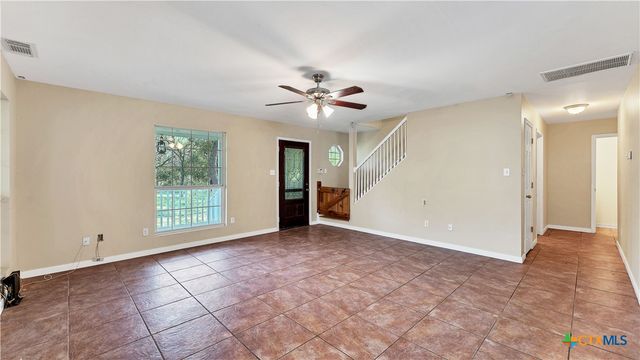 695 Fox Trotter Road, Seguin, TX 78155