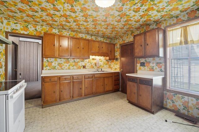 312 Cedar Street, Nashua, IA 50658