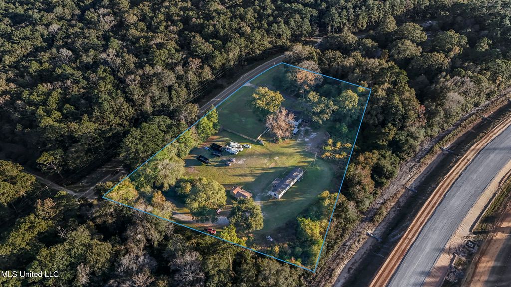 10305 Highway 57, Vancleave, MS 39565