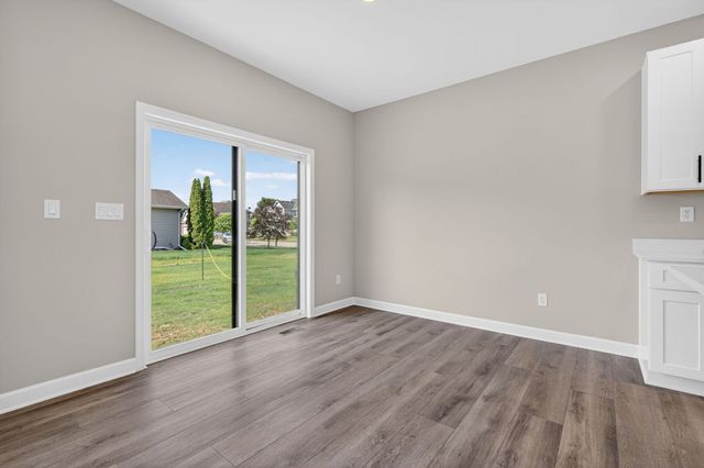 1963 Taller Road, Morris, IL 60450