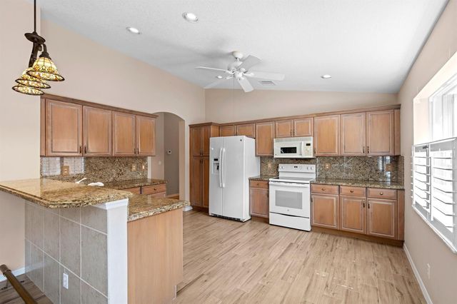 7818 Caprio Drive, Boynton Beach, FL 33472