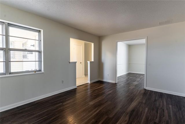 412 Wildewood Terrace, Oklahoma City, OK 73105