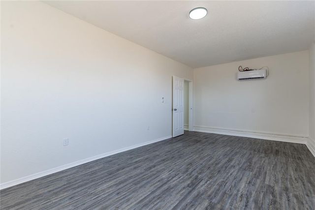 412 Wildewood Terrace, Oklahoma City, OK 73105