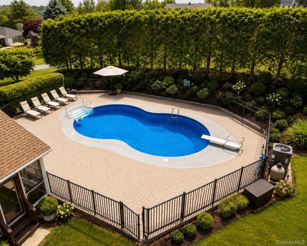 4 Shana Lane, Mahopac, NY 10541