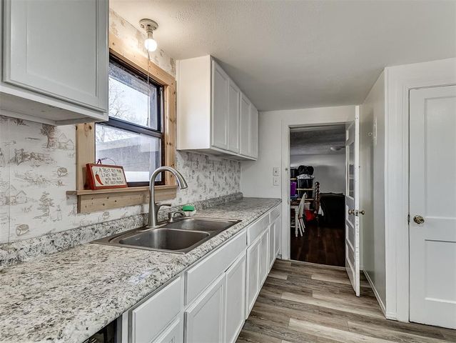 209 W Etowah Rd, Noble, OK 73068