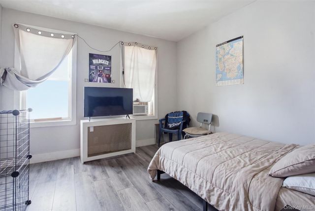 1038 E 224th Street, Bronx, NY 10466