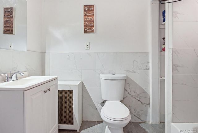 1038 E 224th Street, Bronx, NY 10466