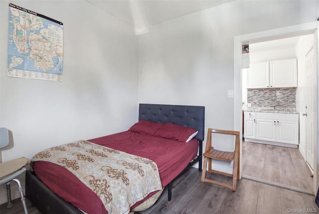 1038 E 224th Street, Bronx, NY 10466