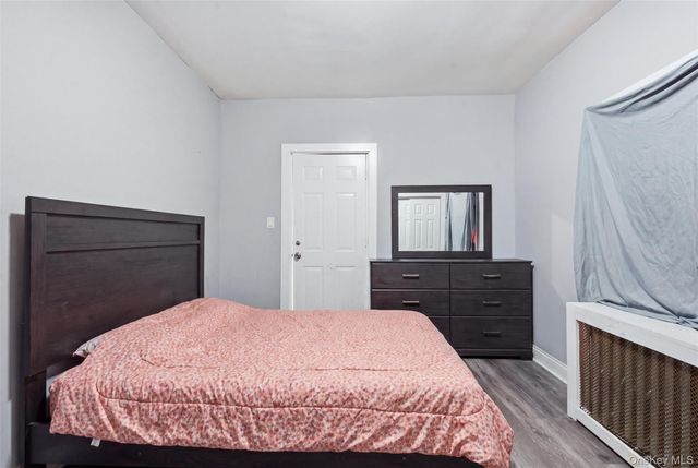 1038 E 224th Street, Bronx, NY 10466