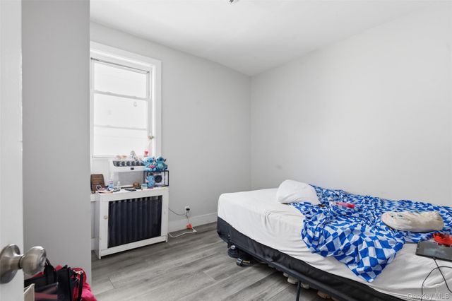 1038 E 224th Street, Bronx, NY 10466