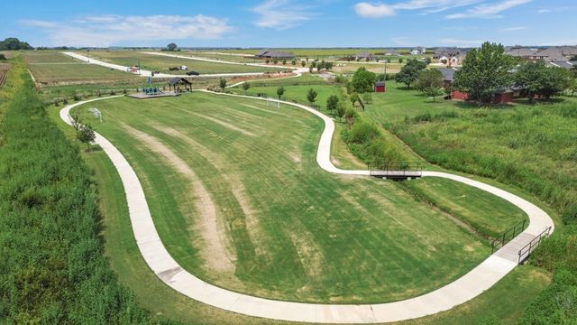 164 Trinity Street, Grandview, TX 76050