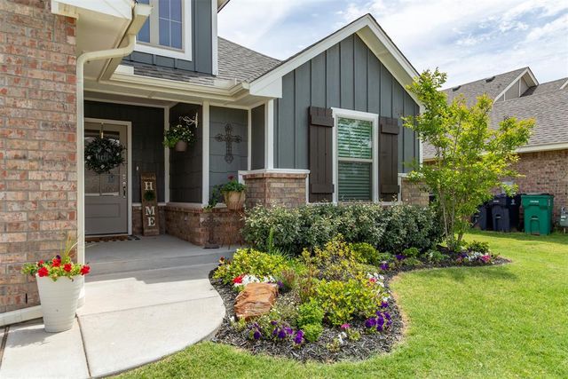 9304 NW 89th Street, Yukon, OK 73099