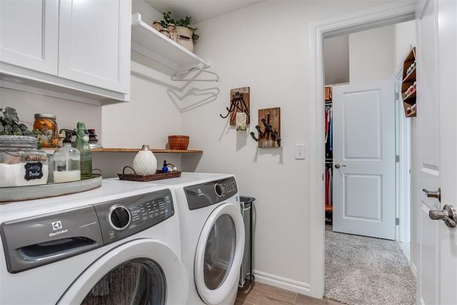 9304 NW 89th Street, Yukon, OK 73099