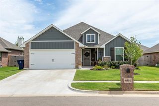 9304 NW 89th Street, Yukon, OK 73099