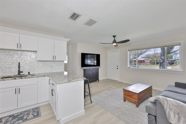 4718 W OKLAHOMA AVENUE, Tampa, FL 33616