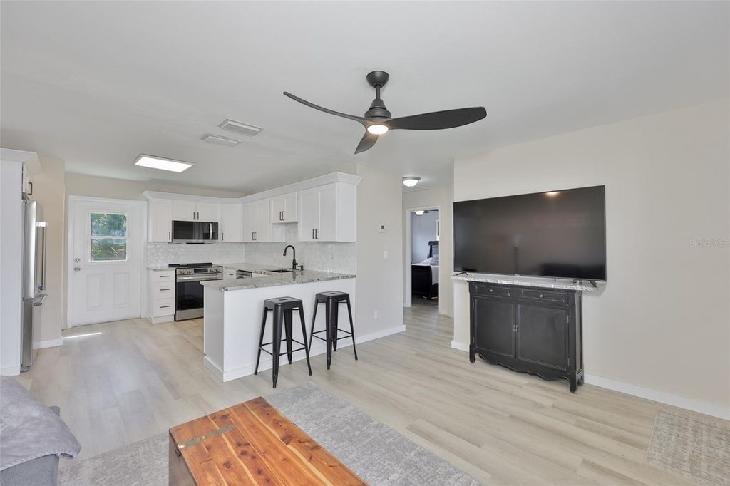 Image 2 of property listing at 4718 W OKLAHOMA AVENUE, Tampa, FL 33616