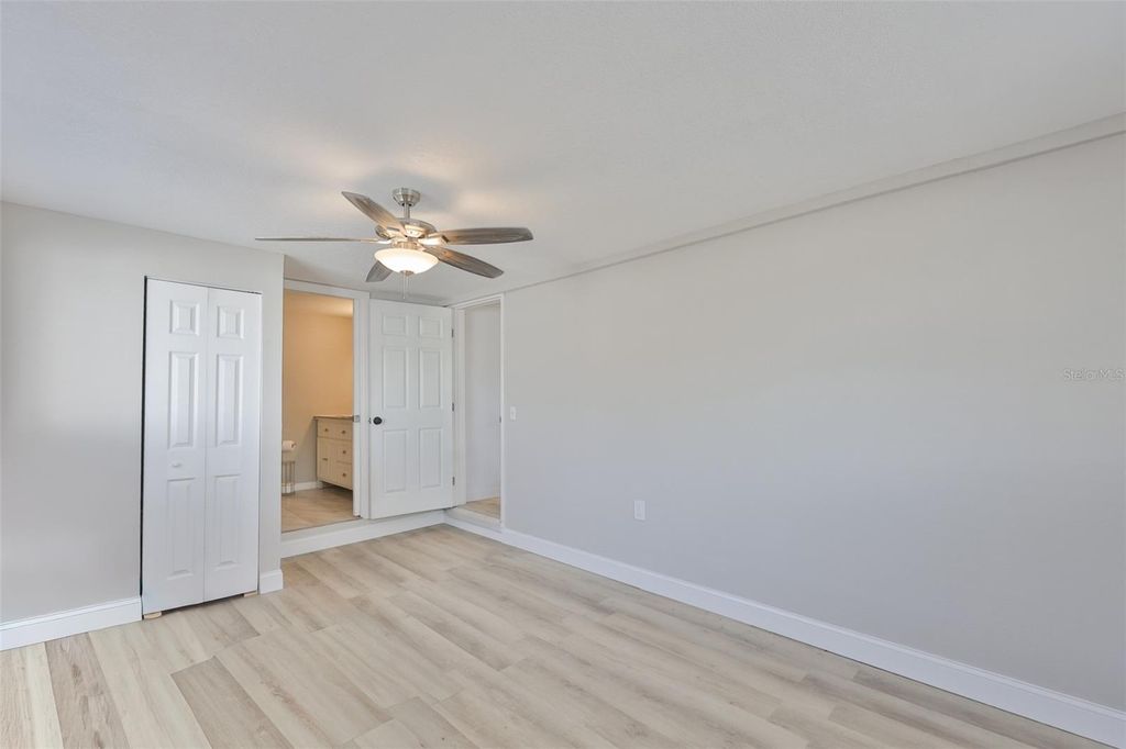 Image 12 of property listing at 4718 W OKLAHOMA AVENUE, Tampa, FL 33616