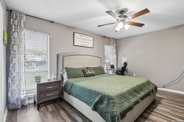7409 Oak Marsh St, Live Oak, TX 78233