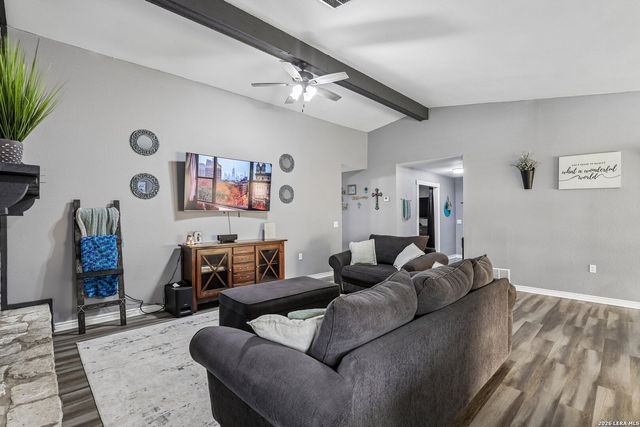 7409 Oak Marsh St, Live Oak, TX 78233