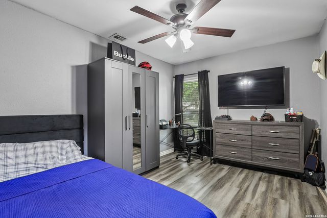 7409 Oak Marsh St, Live Oak, TX 78233