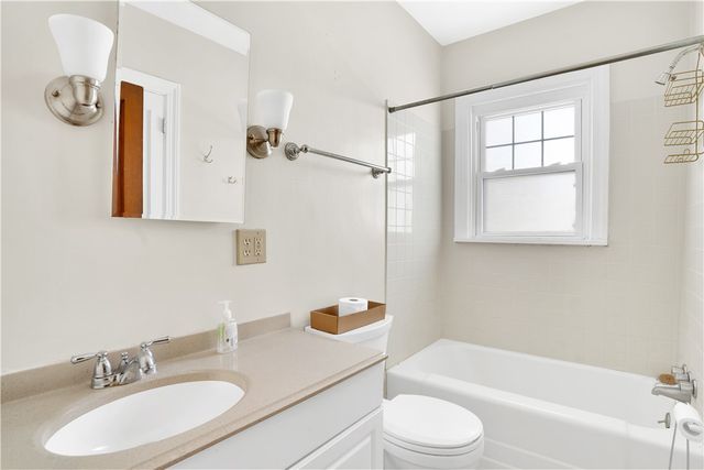 2065 Brodhead Rd, Hopewell Twp, PA 15001