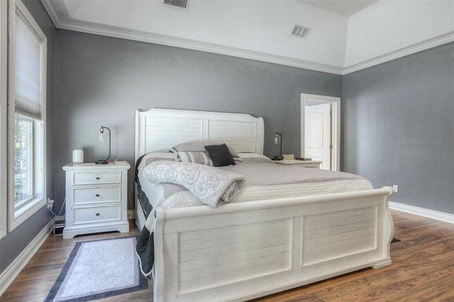 60 Tanglewood Drive, Huntsville, TX 77320