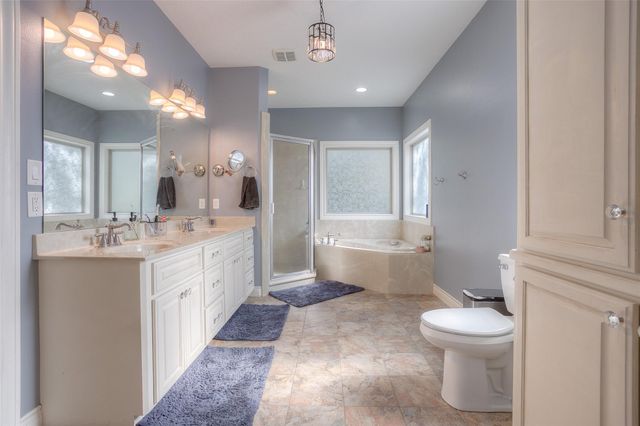 60 Tanglewood Drive, Huntsville, TX 77320