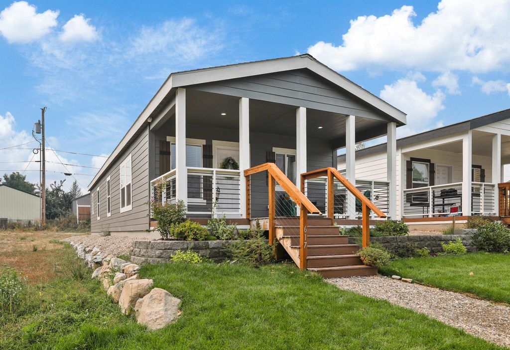 617 S State Ave, Newport, WA 99156 photo 3