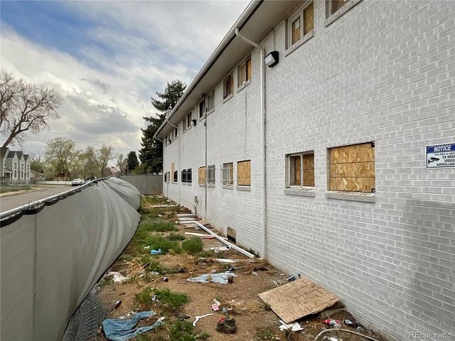 8282 E Colfax, Denver, CO 80220