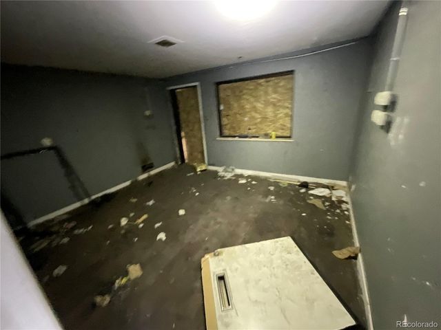 8282 E Colfax, Denver, CO 80220