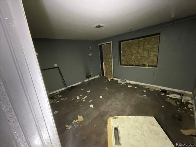 8282 E Colfax, Denver, CO 80220