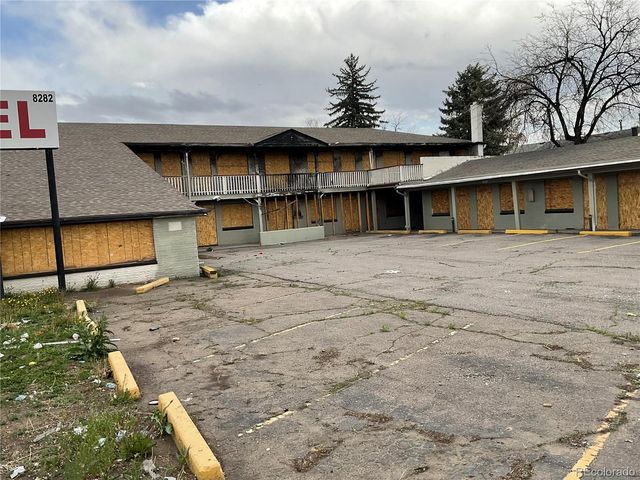 8282 E Colfax, Denver, CO 80220