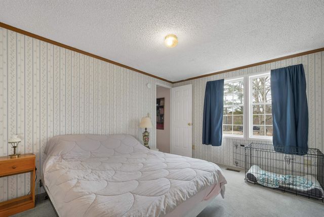 9 Hemlock Drive, Wolfeboro, NH 03894