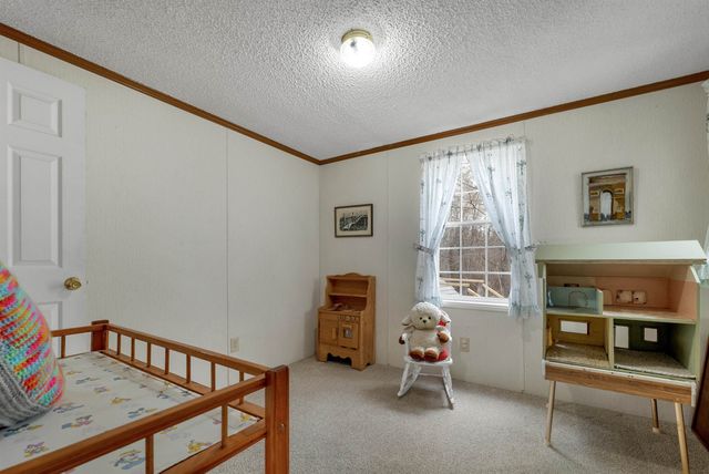9 Hemlock Drive, Wolfeboro, NH 03894