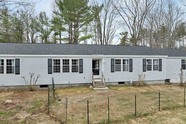 9 Hemlock Drive, Wolfeboro, NH 03894
