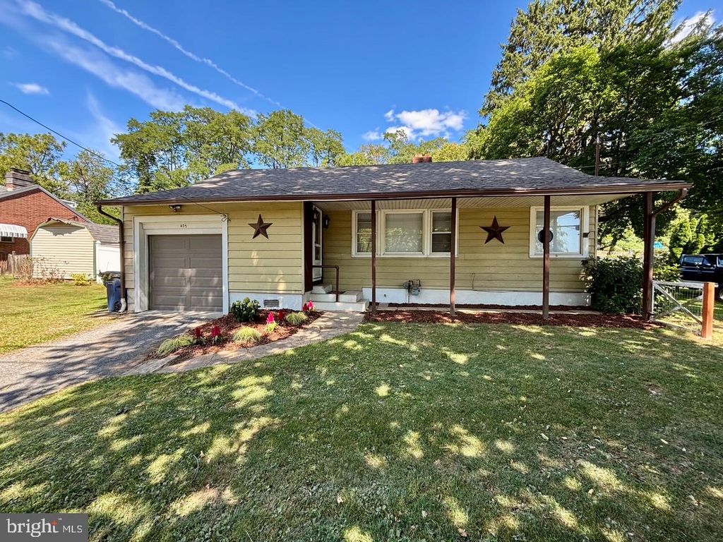 435 ROSEDALE AVE, Middletown, PA 17057