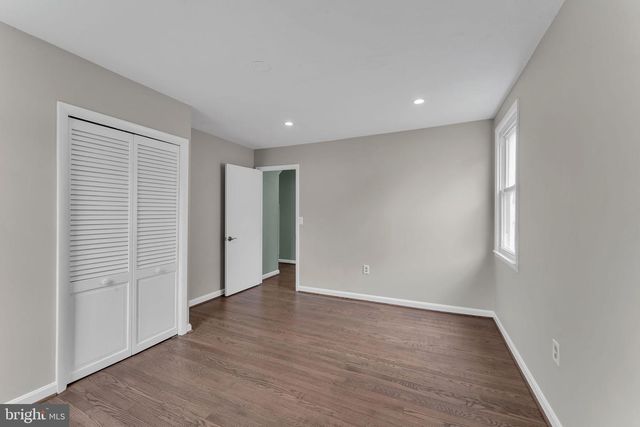 1218 NORTH AVE, Halethorpe, MD 21227