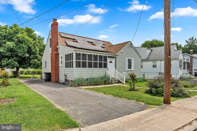 1218 NORTH AVE, Halethorpe, MD 21227