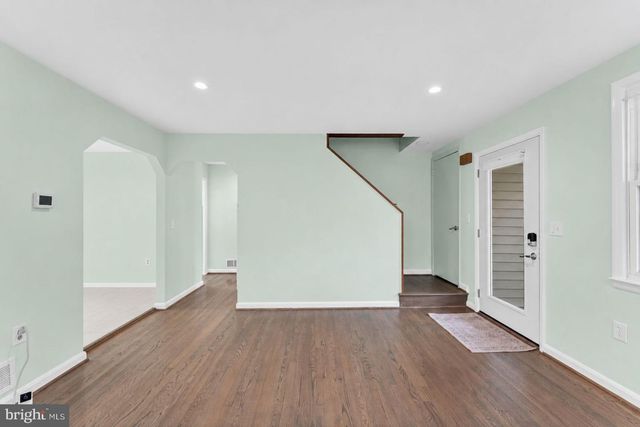 1218 NORTH AVE, Halethorpe, MD 21227