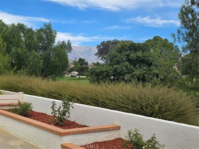 1560 Pine Valley, Banning, CA 92220