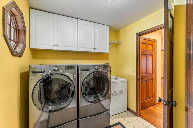 25840 N Graclyn Court, Barrington, IL 60010