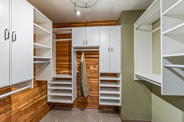 25840 N Graclyn Court, Barrington, IL 60010